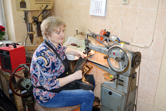 Investicinis projektas: batų siuvimas Namų darbai